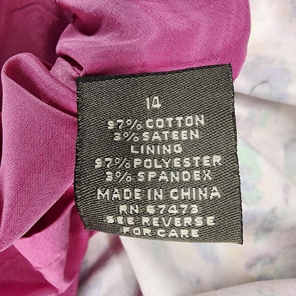 Lord & Taylor Women's 14 Floral Print Sleeveless Knee Length Fit & Flare Dress - Picture 3 of 11